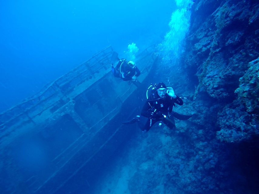 Dubrovnik: 1-Day Diving Package - The morning run, from check-in to your first underwater stop