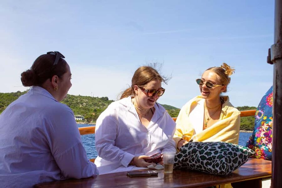 Dubrovnik: 6 hours Blue cave & Elaphiti with optional lunch - The Elaphiti Islands cruise: the part you can feel in your shoulders