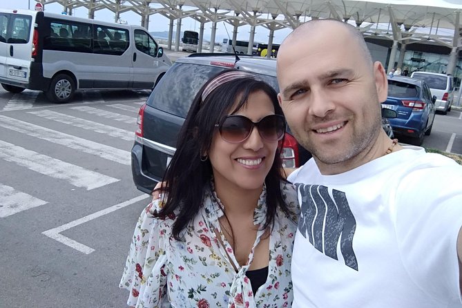 Dubrovnik Airport to Split Private transfer 1-8 pax (Door to Door any location) - Ston and a Great Lunch Plan (Bota Sare)