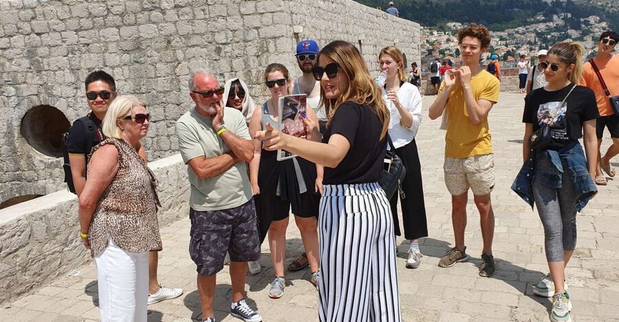 Dubrovnik: Best Game of Thrones Insider Tour - Meeting Point at the Dubravka Restaurant Fountain and the Black Targaryen Umbrella