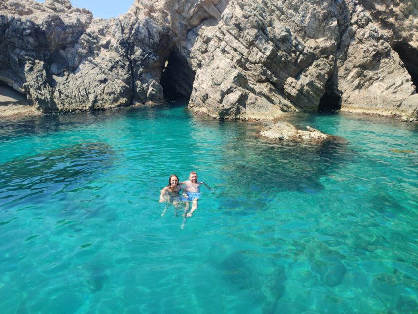 Dubrovnik: Blue Cave & Sunj Beach Boat Tour with Drinks - What to pack for a cave-and-beach day (and what not to bring)