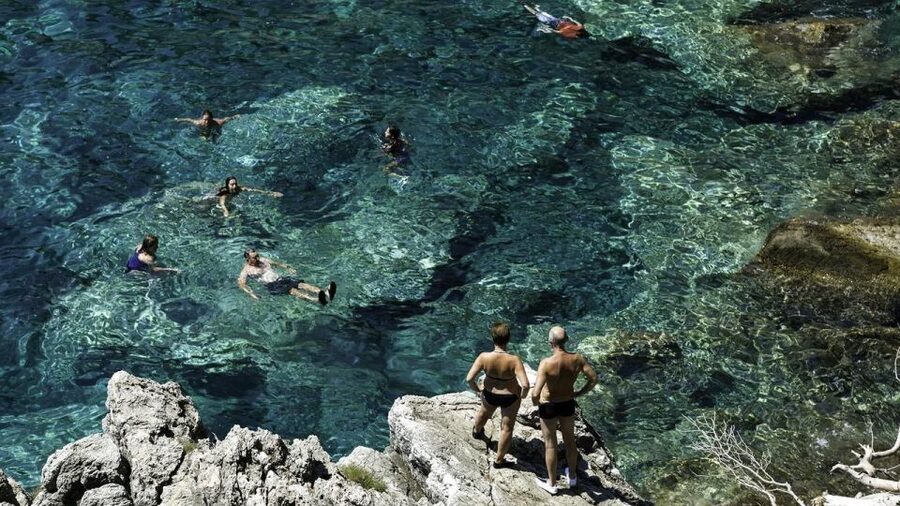 Dubrovnik: Blue Cave Tour with Panoramic Old Town View - Stop 1, Three Green Caves on Koločep (45 Minutes)