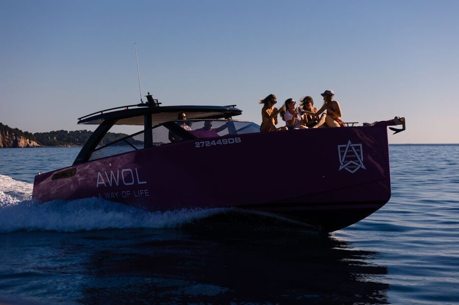 Dubrovnik: Blue Cave Tour with Panoramic Old Town View - Boat Comfort Details That Make the 4 Hours Easier