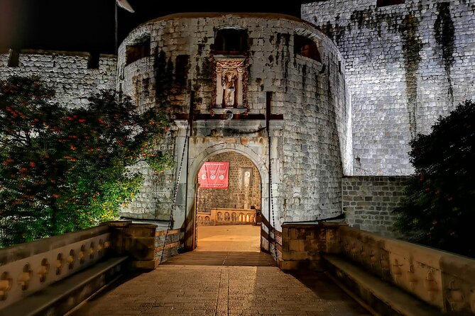 Dubrovnik By Night Walking Tour - Price and value: about $24 for 90 minutes of guided orientation