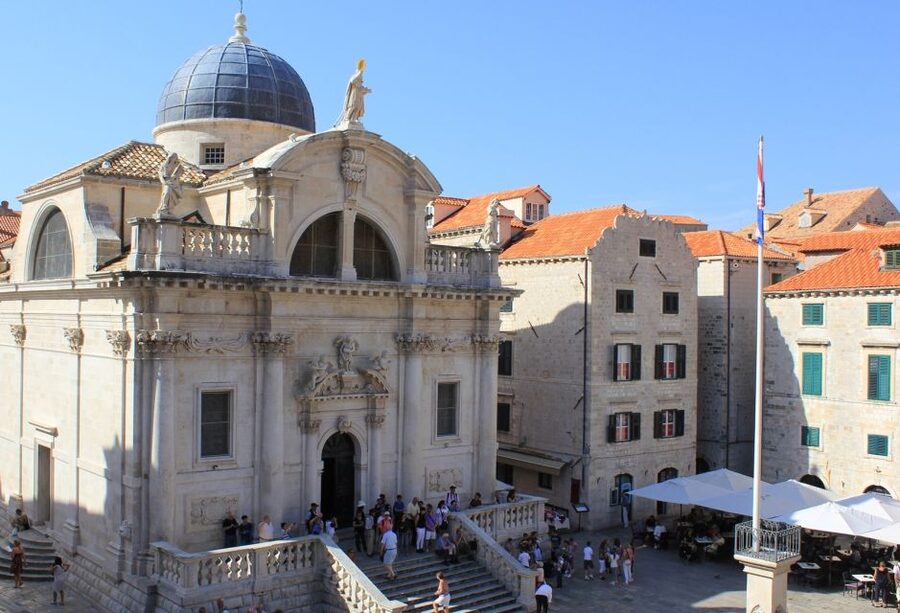 Dubrovnik: Cable Car, Walking Tour and City Walls Combo - Old Town guided walk: palaces, monasteries, and the story behind the stones