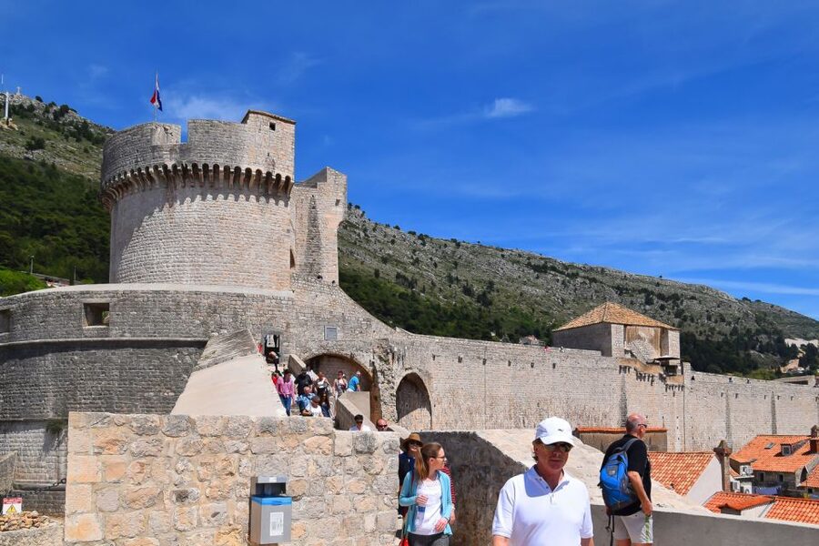 Dubrovnik: City Walls Early Morning or Sunset Walking Tour - The Wall Walk Itself, 2 Kilometers of Fortified Views