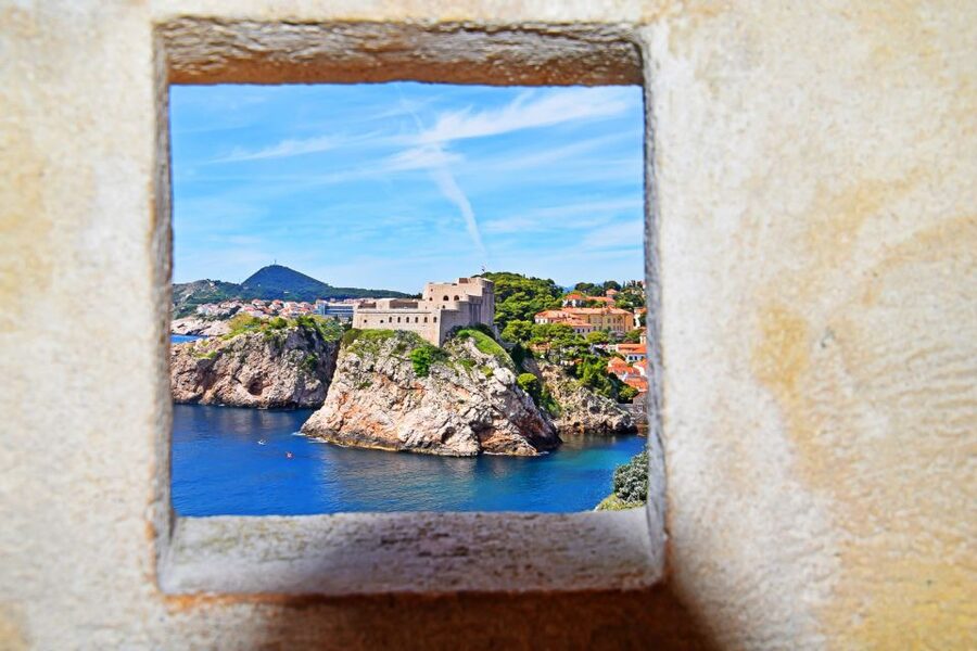 Dubrovnik: City Walls Early Morning or Sunset Walking Tour - History, Wars, and the Lesson the Walls Teach