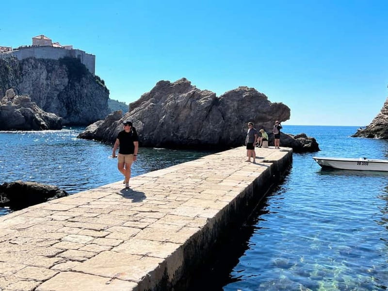 Dubrovnik: City Walls, Old Town Walking Tour & Adriatic View - The City Walls walk, 80 minutes of Adriatic views and real stories
