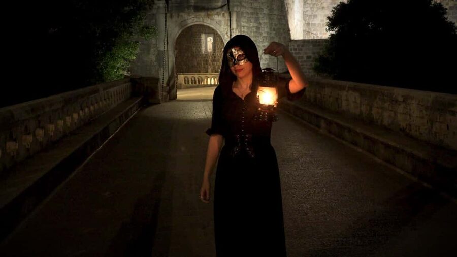 Dubrovnik: Dark tales of the Old Town - Dubrovnik after dark starts at Big Onofrio’s Fountain