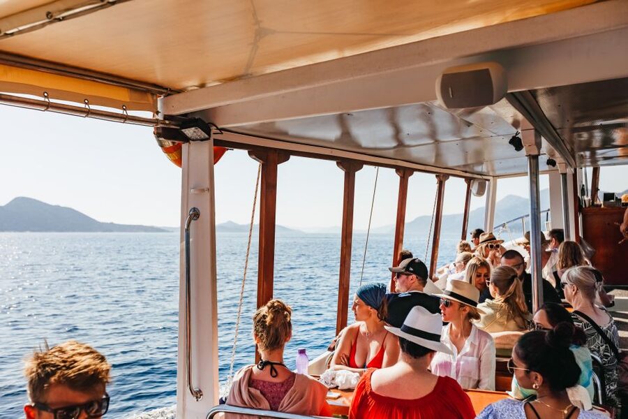 Dubrovnik: Elaphite Island Cruise w/ Drinks & Optional Lunch - On the Boat: Air-Conditioned Comfort, Crew Energy, and Clean Toilets