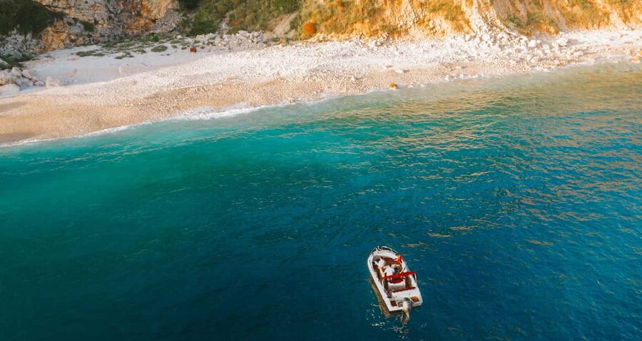 Dubrovnik:Elaphiti Islands and caves Private Speedboat Tour - Beach Sunj: The Sandy Midday Reset