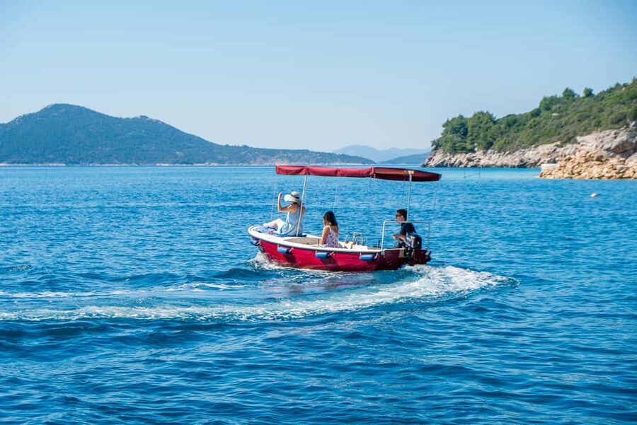 Dubrovnik: Elaphiti Islands Boat Rental - Your base on the Elaphiti Islands: how the “free time” really plays out