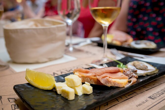 Dubrovnik Food and Drink Walking Tour with a Local Guide - Gundulić Square Market and Sponza Palace, the city’s everyday stage