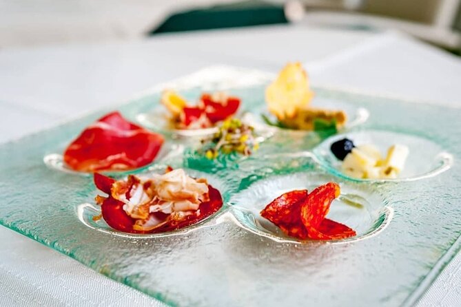 Dubrovnik Food & Wine Tour (Small-Group) - Meet at the Dubrovnik Clock Tower, then head straight to Stradun