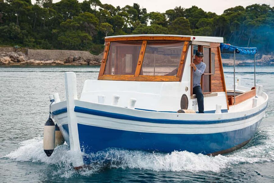 Dubrovnik: Full-Day Blue Cave & Elaphiti Islands Boat Tour - Practical Tips for an Easier Day at Sea