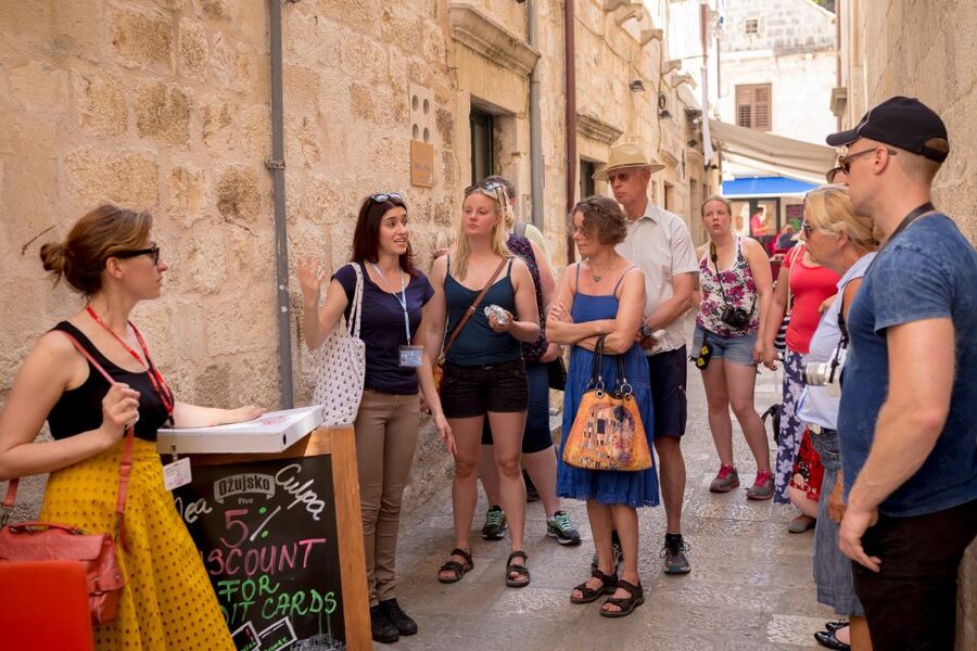 Dubrovnik Gastronomy: 3-Hour Food and Wine Tour - Four restaurant tastings inside the walls: what you’re really buying