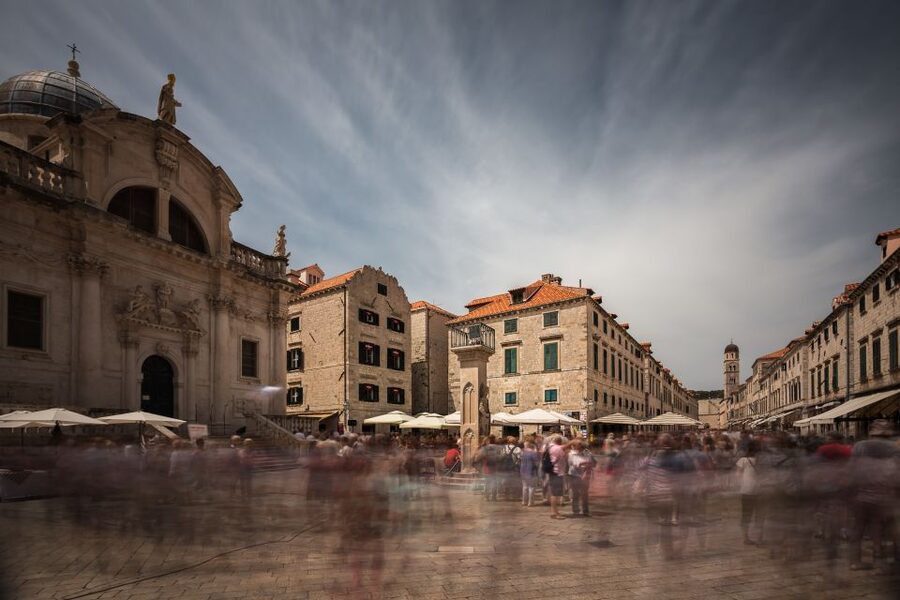 Dubrovnik Gastronomy: 3-Hour Food and Wine Tour - The walk past Dubrovnik’s signature landmarks matters for your meal