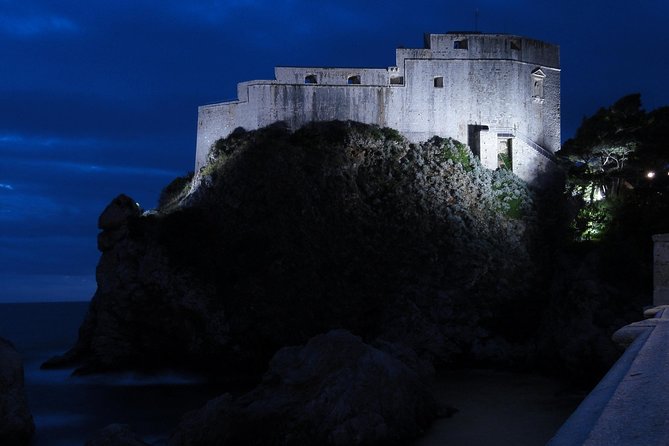 Dubrovnik Ghosts and Mystery Walking Tour - Meeting point and the start: what to look for