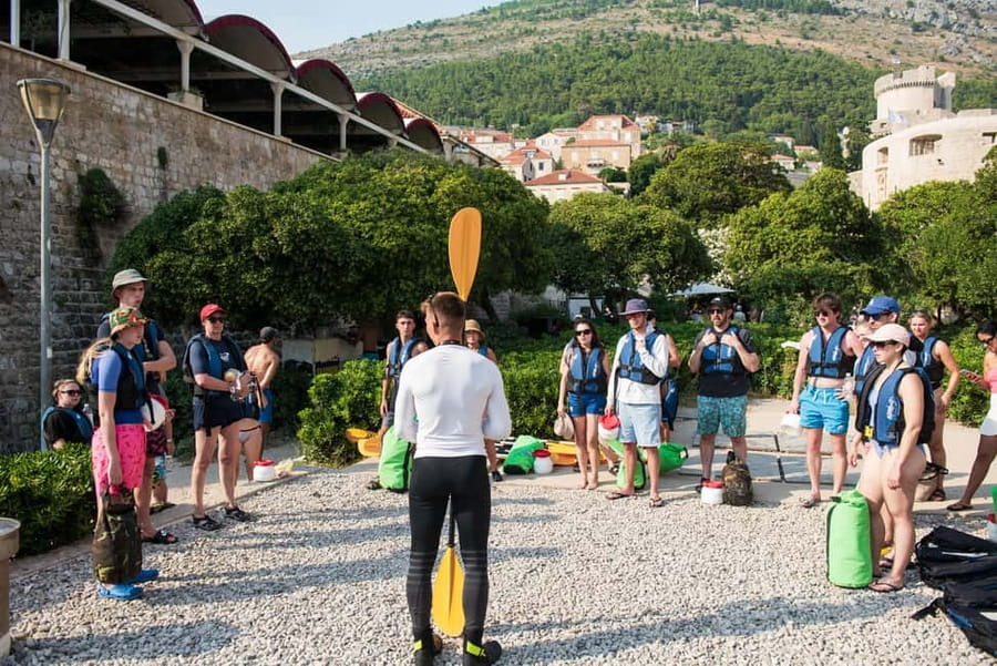 Dubrovnik: Guided Sea Kayaking and Snorkeling Tour - Key things that make this tour worth your time