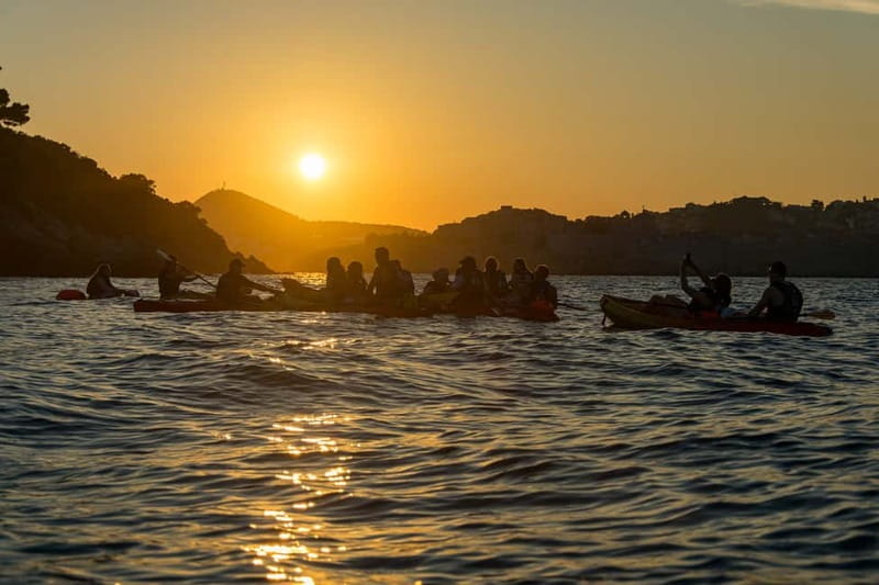 Dubrovnik: Guided Sunset Sea Kayaking with Snacks and Wine - Weather and sea conditions: what changes when the ocean has ideas
