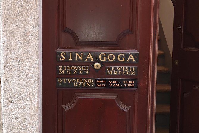 Dubrovnik Jewish Heritage Private Walking Tour - Stop 1: Dubrovnik Synagogue and the Jewish Museum in One Building