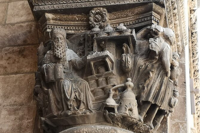 Dubrovnik Old City Private Tour - Stradun, Onofrio’s Fountain, and the main street that runs the day