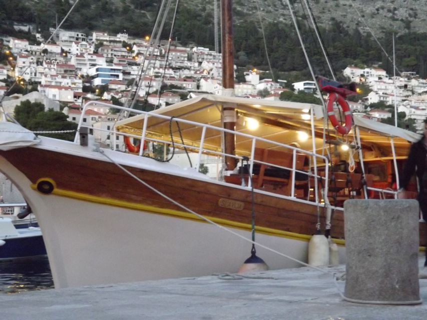 Dubrovnik: Old Town Cruise with Lunch - Should You Book Dubrovnik Old Town Cruise with Lunch?