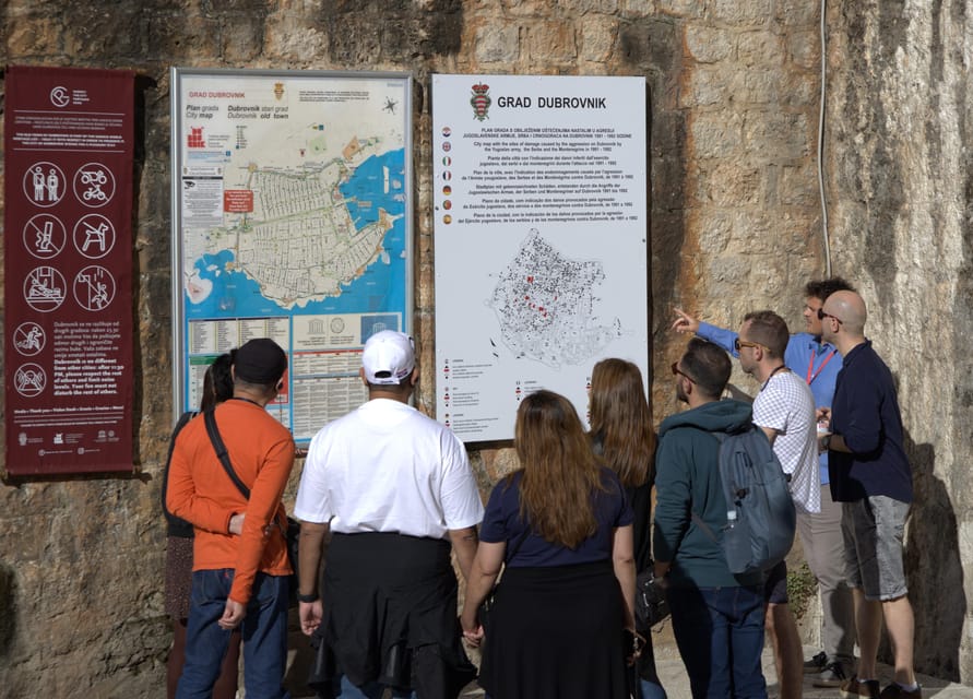 Dubrovnik Old Town: Easy paced and accessible History tour - The 1.5-hour pace: short enough to keep you fresh, long enough to learn