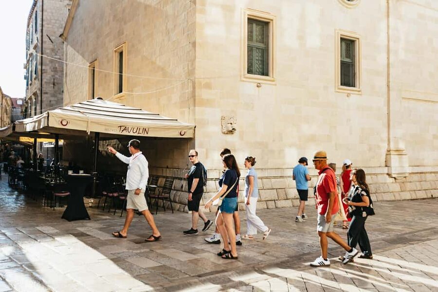 Dubrovnik: Old Town Food Tour - Dessert Finish: Gelato and Sweet Stops After the Wine