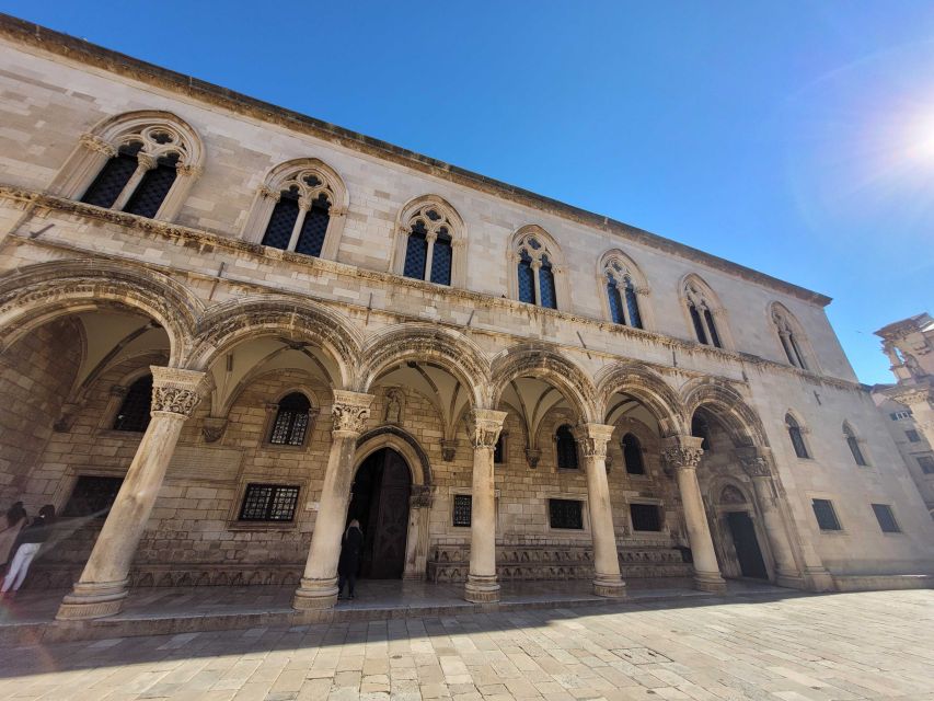 Dubrovnik: Old Town Highlights Tour with Audio Guide - How This Dubrovnik Old Town Audio Tour Works in Real Life