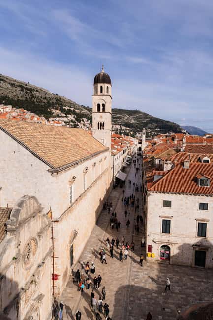 Dubrovnik Old Town: Night tour with History, Wine & Bites - Key highlights worth planning around