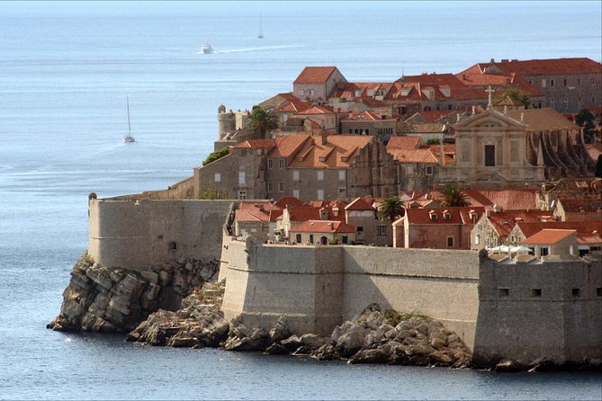 Dubrovnik Old Town: Small-Group Walking Tour With A Local - 8-person Old Town walk: the real advantage of a small group