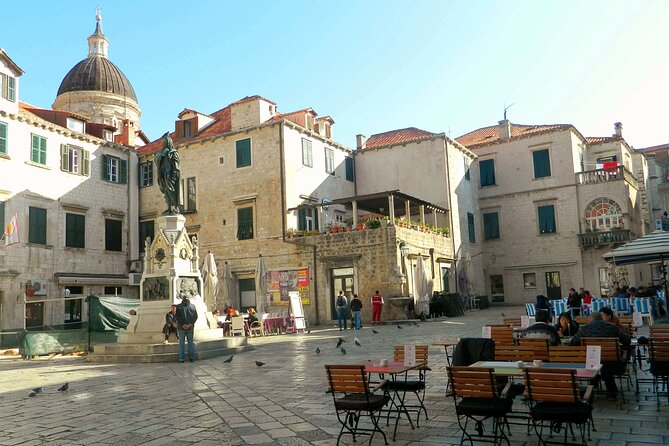 Dubrovnik: Old Town Walking Tour - Orlando’s Column and Sponza Palace: where civic pride shows up in stone