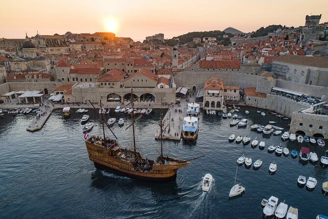 Dubrovnik Old Town Walking Tour and Cruise with Karaka - The Old Town walk, 1 hour 15 minutes of real stories