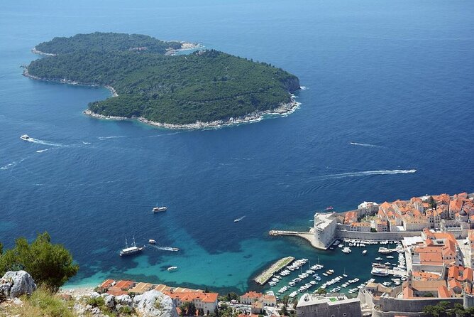 Dubrovnik Panoramic Sightseeing Tour with Guide (minivan) - How the guide upgrades the experience, beyond just facts