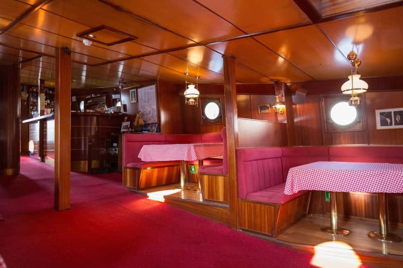Dubrovnik: Panoramic Sunset Cruise on Karaka Ship - Onboard welcome, drinks, and how not to overthink it