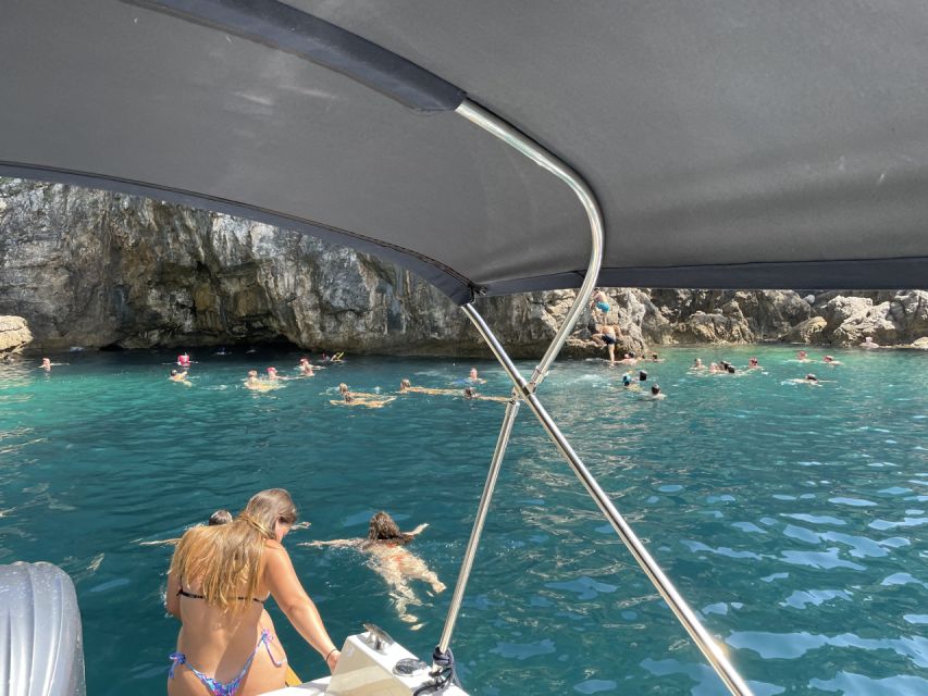 Dubrovnik: Private Elaphiti Islands and Blue Cave Tour - Boat comfort details that make the hours feel shorter
