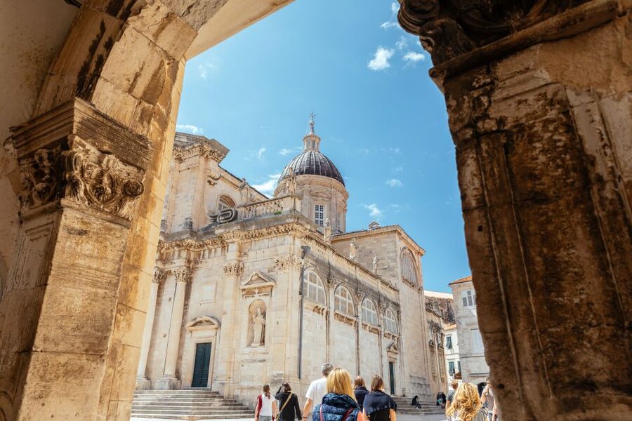Dubrovnik: Private Family Friendly City Tour with Guide - What’s Not Included, and How to Plan If You Want Interiors