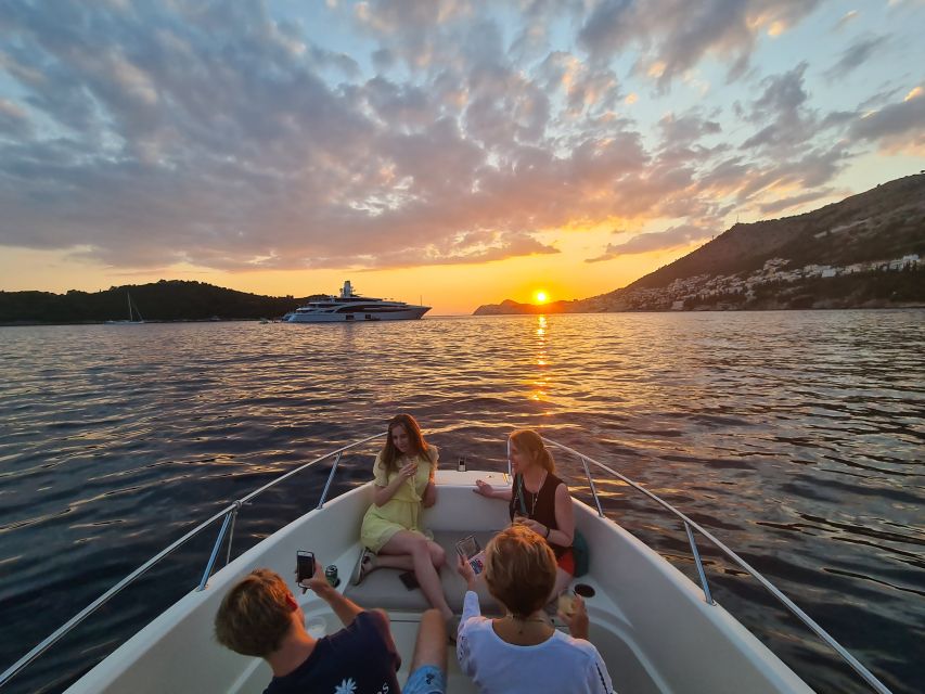 Dubrovnik Private Speedboat Tour to Elaphite Islands - Key things to watch for on this Elaphite Islands speedboat day
