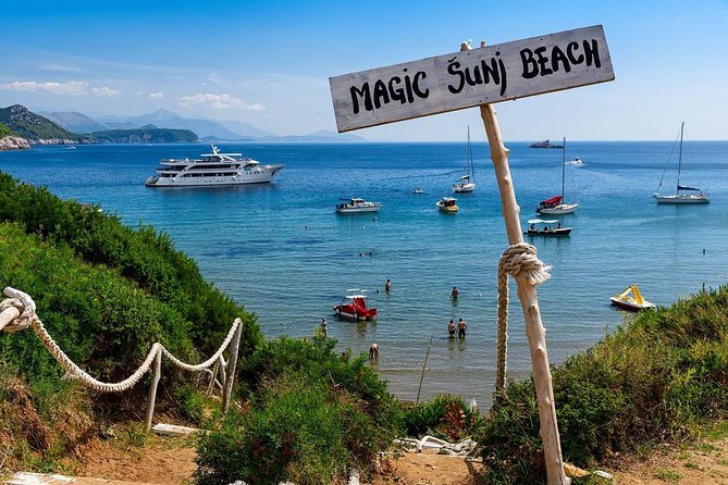 Dubrovnik Private Speedboat Tour to Elaphite Islands with Drinks - Stop 2: Lopud’s sandy beaches and easygoing car-free mood