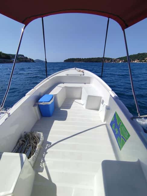 Dubrovnik: Rent a fun and easy to use boat without license - Safety and peace of mind on a small boat day