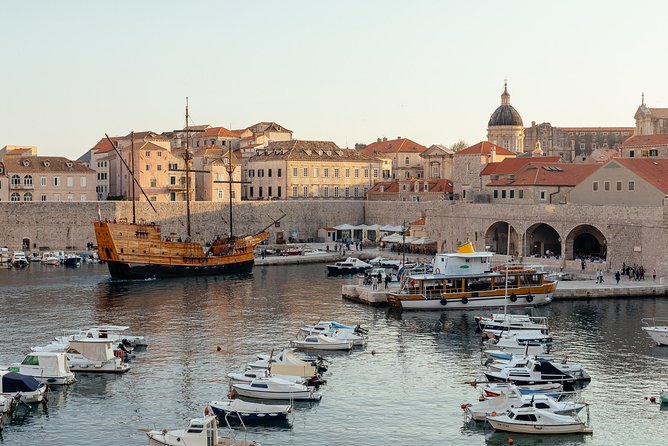 Dubrovnik's History with a Local: the Homeland War Stories Private Tour - Rector’s Palace and Daily Life During the Siege