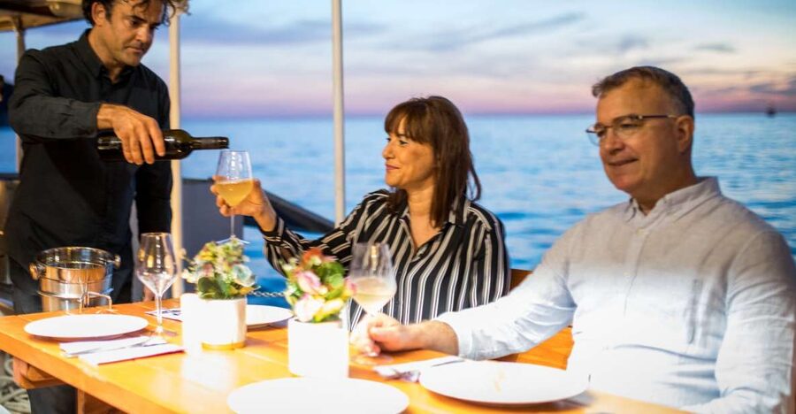 Dubrovnik: Sunset Dinner Cruise around the Old Town - Quick hits before you book