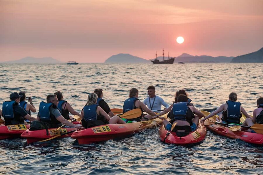 Dubrovnik: Sunset Kayaking and Snorkeling Tour - Price and value: what $47 buys you