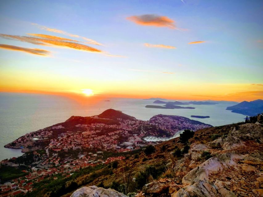 Dubrovnik: Sunset Panorama Tour with Glass of Wine - Srđ and Fort Imperial: the 360-degree sunset payoff