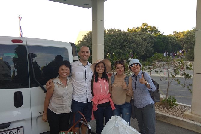 Dubrovnik to Split Private transfer up to 8 pax (Door to Door any location) - Door-to-door pickup in Dubrovnik, drop-off anywhere in Split
