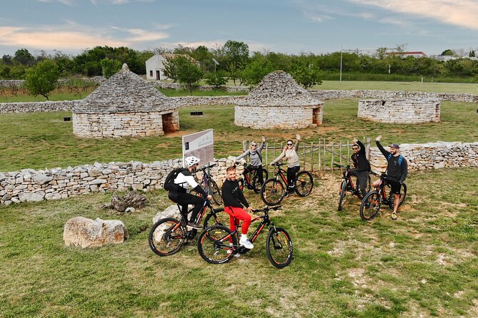 E Bike Tour with wine and olive oil tasting in Vodnjan - Riding through Fažana beaches and heading toward Pula