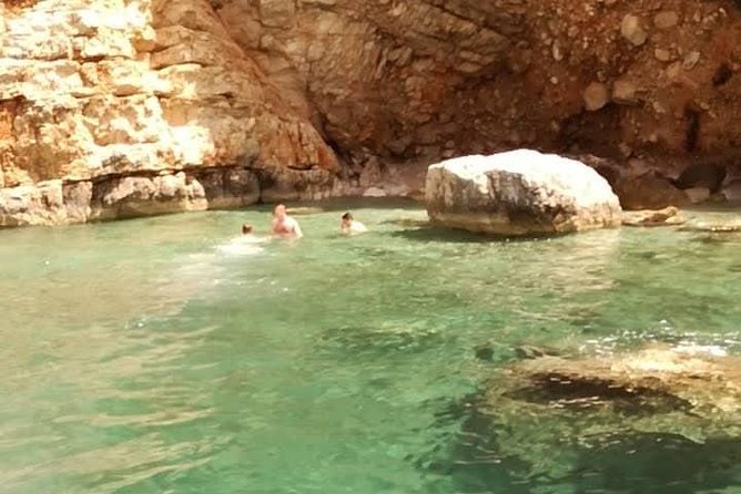 Elafiti Islands Private Tour with Fisher 20 Speedboat - Sipan Island: Quick Island Walks, Old Churches, and Castle Views
