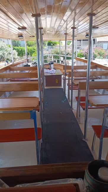 Elaphite Islands Cruise and Blue Cave Snorkeling Boat Tour - Sipan lunch in a family house plus a Suđurađ village walk