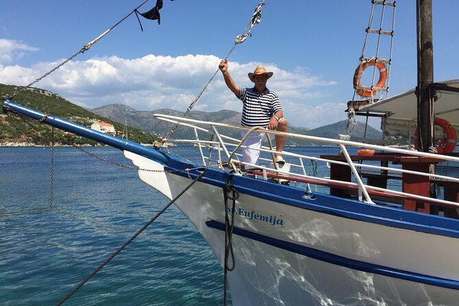Elaphite Islands Cruise with Local Gastronomy at Captain's House - Captain’s House Lunch Turns the Cruise into More Than a Ferry Ride